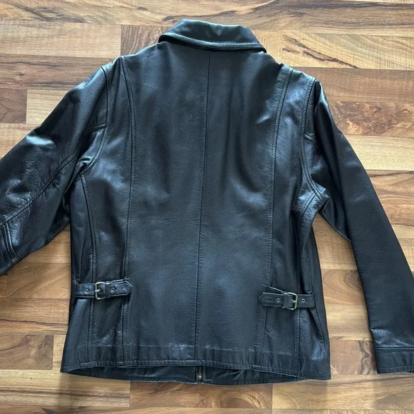 Woman’s Brown Leather Jacket - Picture 3 of 3